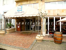 capetownhollow1 CAPE TOWN HOLLOW