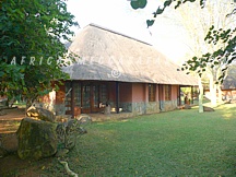 KAPAMA LODGE