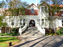 SUNNYSIDE PARK HOTEL